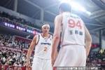 上海队记：每个人都在为赢球默默牺牲 人人都可做红花也甘做绿叶